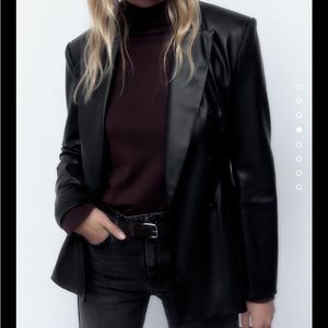 FAUX LEATHER DOUBLE BREASTED BLAZER